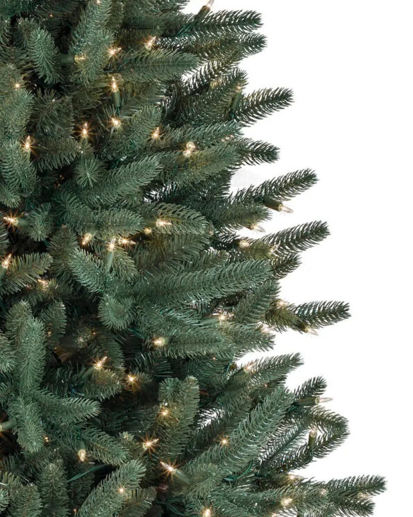 ODR-T_Oakville-Outdoor-Christmas-Tree_LEDCA_Closeup-10 Oakville Outdoor® Christmas Tree