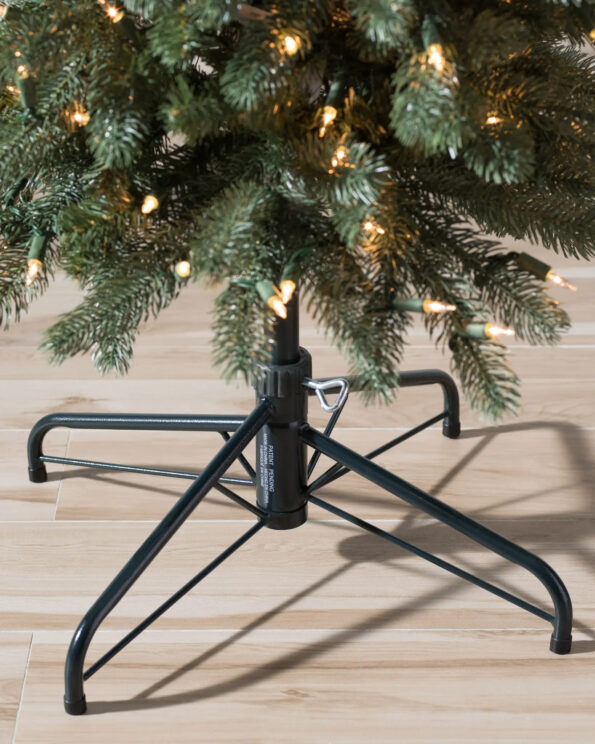 SON-T_Sonoma-Slim-Pencil-Tree_Stand_SpFeat-10 slim tree