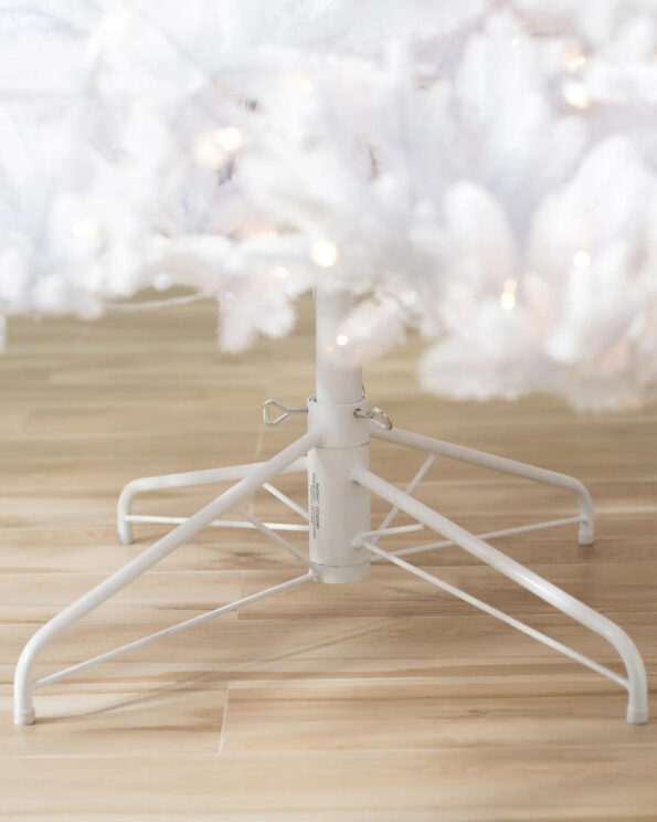WEP-T_Denali-White-Christmas_Stand_SpFeat-1 Denali White® Christmas Tree